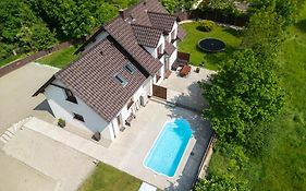 Apartament Sosnówka B2 basen i SPA
